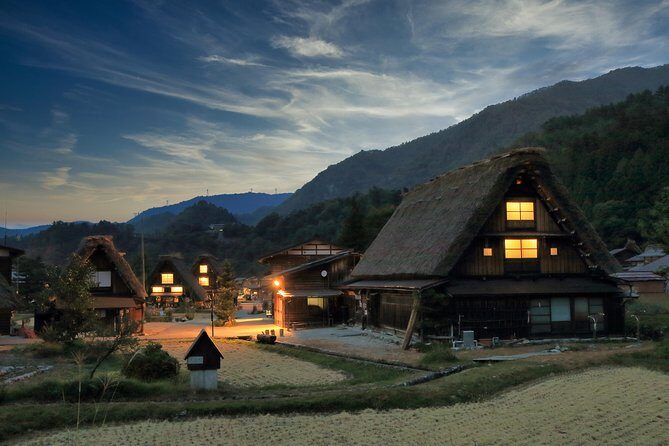 Gokayama and Shirakawago/Photoshoot by professional photographer - One Day, Two UNESCO Villages (and a real photo plan)