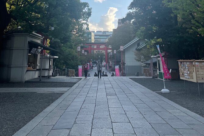 Goshuin Collecting & Garden Walk in Local Tokyo - Garden walk time: included entrance, a real reset for your brain