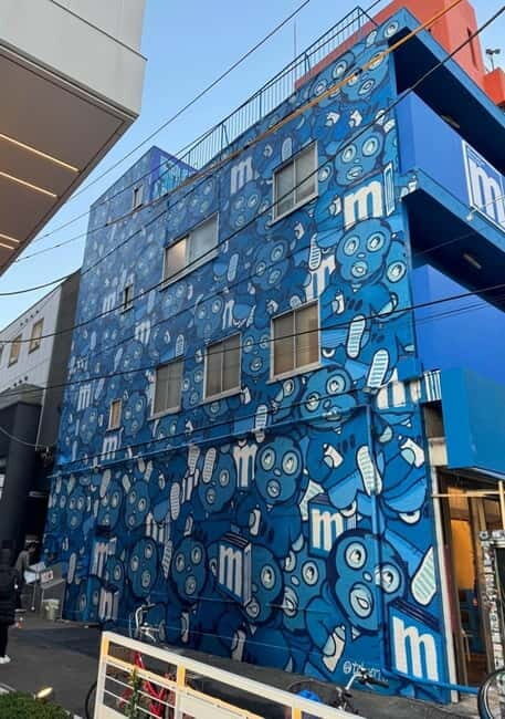 Graffiti in Tokyo Walking Tour: Shibuya and Harajuku - Shibuya back alleys: where the stories behind the spray actually make sense