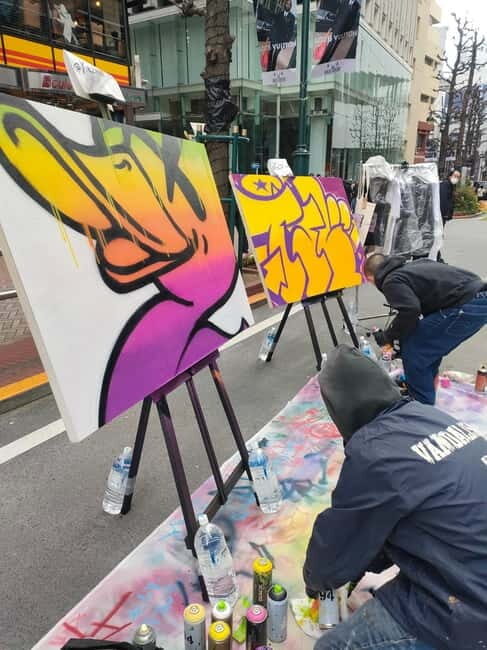 Graffiti in Tokyo Walking Tour: Shibuya and Harajuku - Harajuku in 10 minutes: the stylish contrast you shouldn’t skip