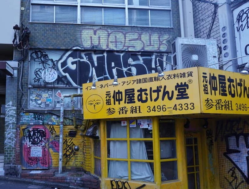 Graffiti in Tokyo Walking Tour: Shibuya and Harajuku - Photos, comfort, and small choices that keep the tour fun
