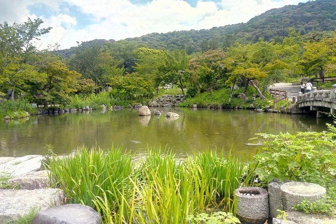 Guided Gion Tour: Explore Kyoto’s Historic Geisha District - Izumo no Okuni Statue: kabuki origins in a quick, meaningful pause