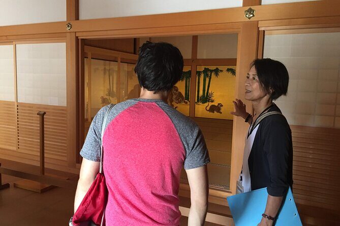 Guided Half-day Tour(AM) to Nagoya Castle & Toyota Commemorative Museum - Why Nagoya Castle and the Toyota Museum fit together
