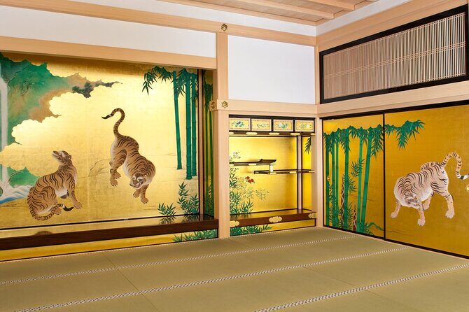 Guided Half-day Tour(PM) to Nagoya Castle and Modern Technology at SCMAGLEV - Practical tips so you enjoy every step