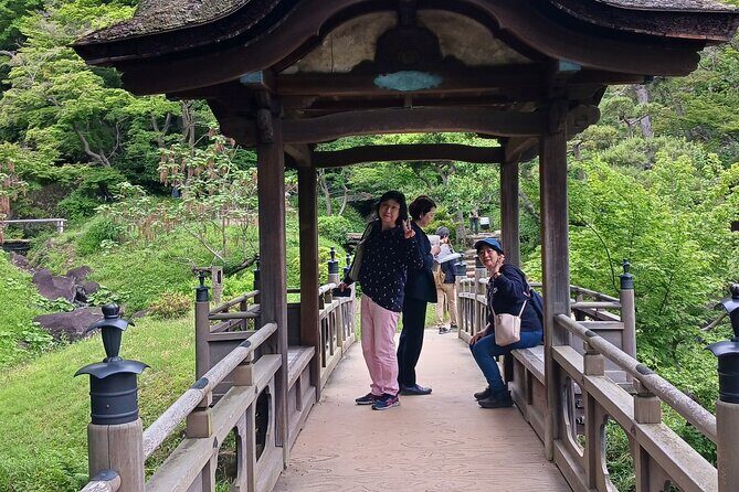 Guided History & Nature Exploration in the Yokohama Hill Area - Tea Time at a Salon, Then Motomachi Like a Local