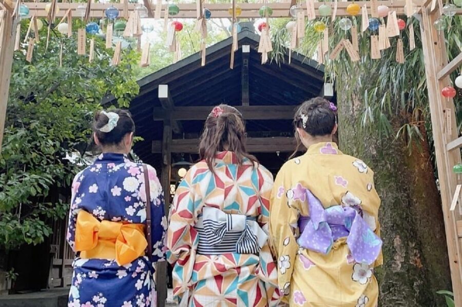 Guided Tour of Walking and Photography in Asakusa in kimono - Kimono dressing at the start: choosing, fitting, and getting photo-ready