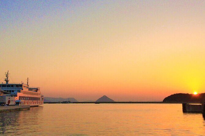 Guided Tour to Naoshima Art Island with Private Car - Getting there from Uno Port: the ferry flow and timing