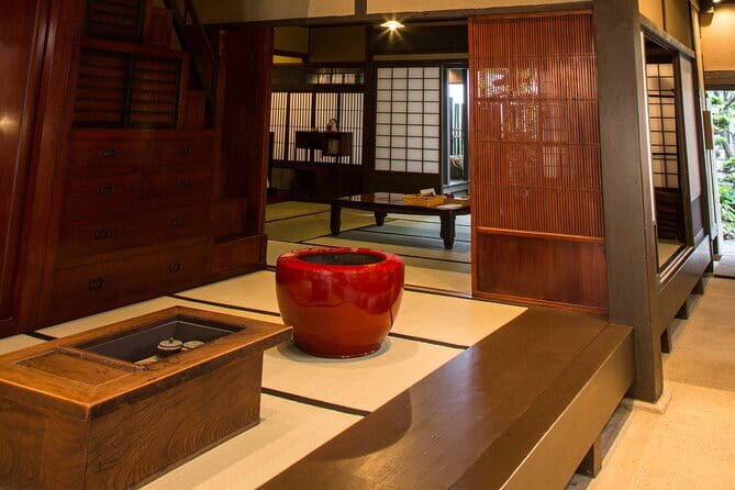 Hakata Old Town Walking Tour Tracing the True History of Fukuoka - Why this route feels like real Hakata (and not a rushed checklist)