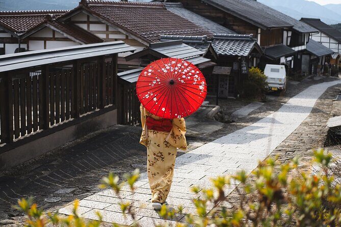 Hakone and Mt. Fuji Day Trip with Private Vehicle - Lake Ashinoko: where you go for views, not checklists