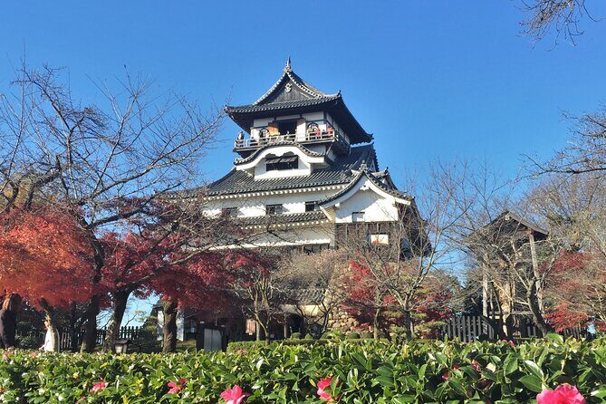 Half-Day Inuyama Castle and Town Tour with Guide - Inuyama Castle Keep: Borogata Style and National Treasure Details