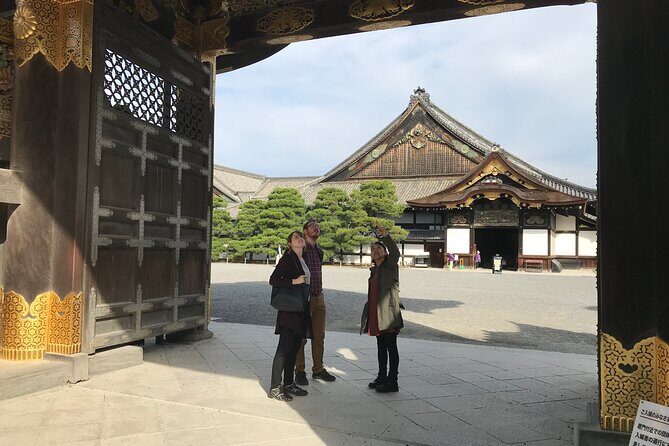 Half-Day Private Walking Tour in Kyoto - Nishiki Market: food shopping with a calmer brain