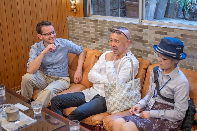 Half-Day Shared Tour at Kurashiki with Local Guide - Tsurugata Tunnel and Tsurugatayama Park: a passage with a story