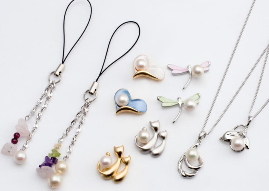 Hands-on Pearl Harvesting Workshop! - Language and Pacing: Japanese-Led Workshop Flow