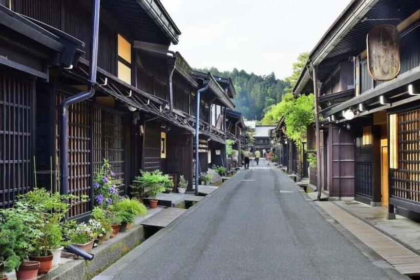 Hida Takayama, Shirakawa-go+Observatory|Day Trip from Nagoya - Takayama old townscape: canals, cedar leaf sakebayashi, and old shop fronts