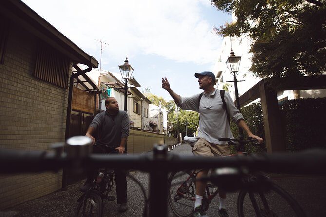 Hidden Kyoto E-Biking tour - Stop 1: Kinkakuji Temple Without Feeling Trapped