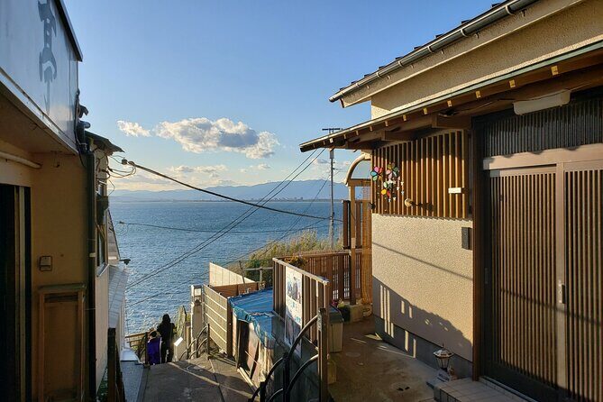 Hiking Tour in Enoshima with a Local Guide - Why Enoshima feels like a quick escape you can actually do