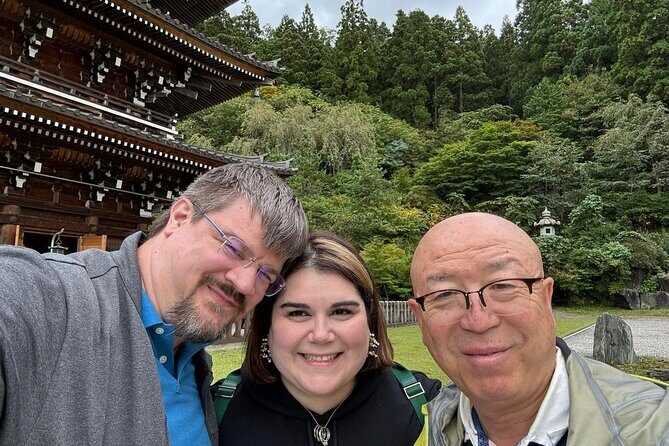 Hirosaki 6hr Private Tour with Government-Licensed Guide - Logistics that can make or break your day