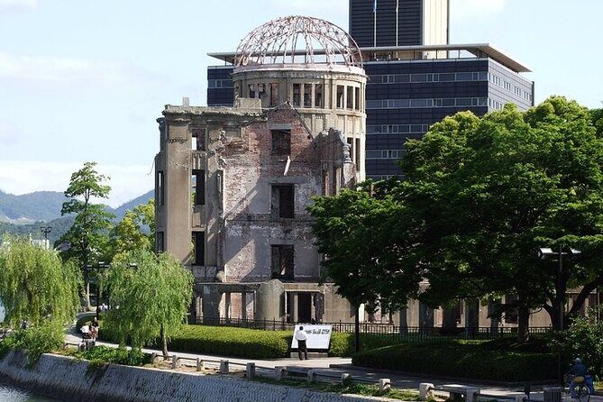 Hiroshima and Miyajima 1 Day Private Tour from Kyoto or Osaka - Price and logistics: what you’re paying for