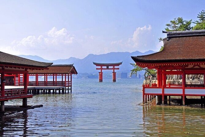 Hiroshima and Miyajima 1 Day Private Tour from Kyoto or Osaka - Getting around Hiroshima: public transport vs private car plan