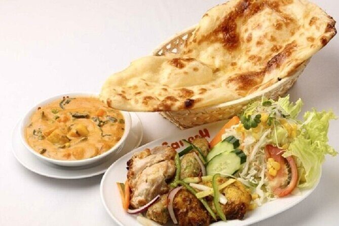 Hiroshima and Miyajima Bus Tour with Indian Lunch - The castle stop: a change of pace in Hiroshima