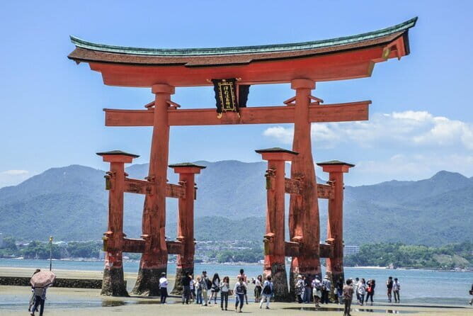 Hiroshima and Miyajima by Bike and Boat - Stop 6: Exploring Miyajima streets and local pace