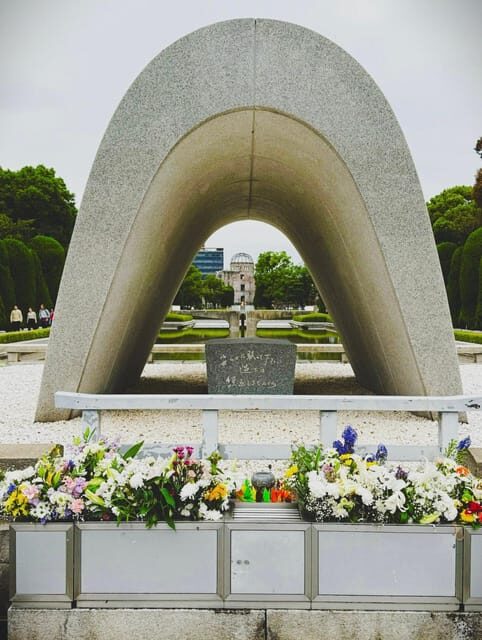 Hiroshima and Miyajima Day Trip from Osaka - Riding the Ferry to Miyajima: Plan for Tickets