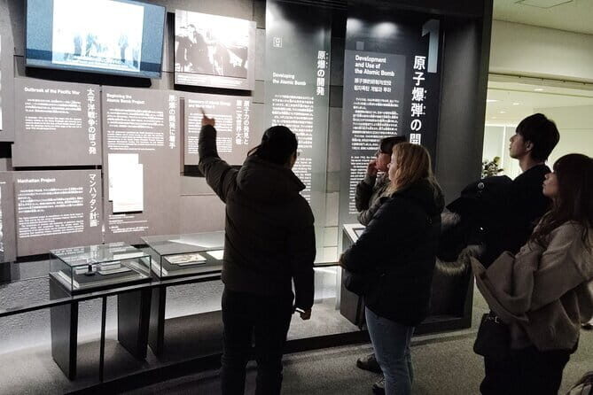 Hiroshima: Atomic Bomb Dome and Peace Memorial Museum 3 hours - Peace Memorial Museum with 2 quiet hours: How to make the most of it