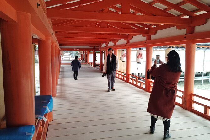 Hiroshima Highlights Guided Tour in 5.5 hours - JR West ferry to Miyajima: a break that still feels connected