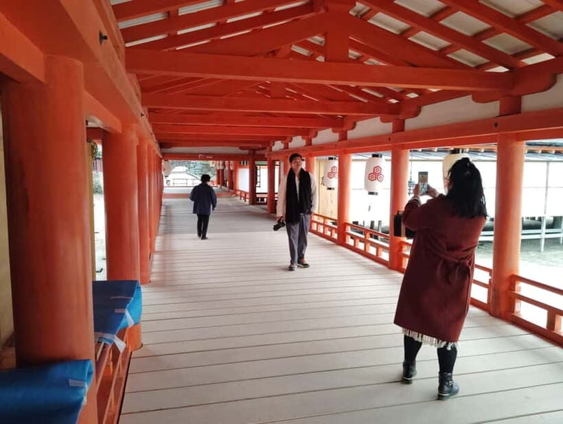 Hiroshima: Hiroshima Highlights Guided Tour - Hiroshima Peace Memorial Museum: use the two hours wisely