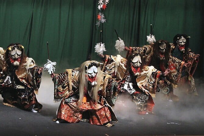 Hiroshima Kagura Performance Entry Ticket - The show: what the performance feels like in the theatre