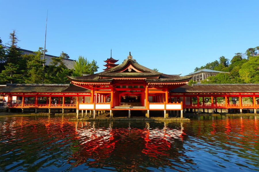 Hiroshima & Miyajima: Full-Day Private Tour & Licensed Guide - Atomic Bomb Dome (Hiroshima Prefectural Industrial Promotion Hall): see it with the right context
