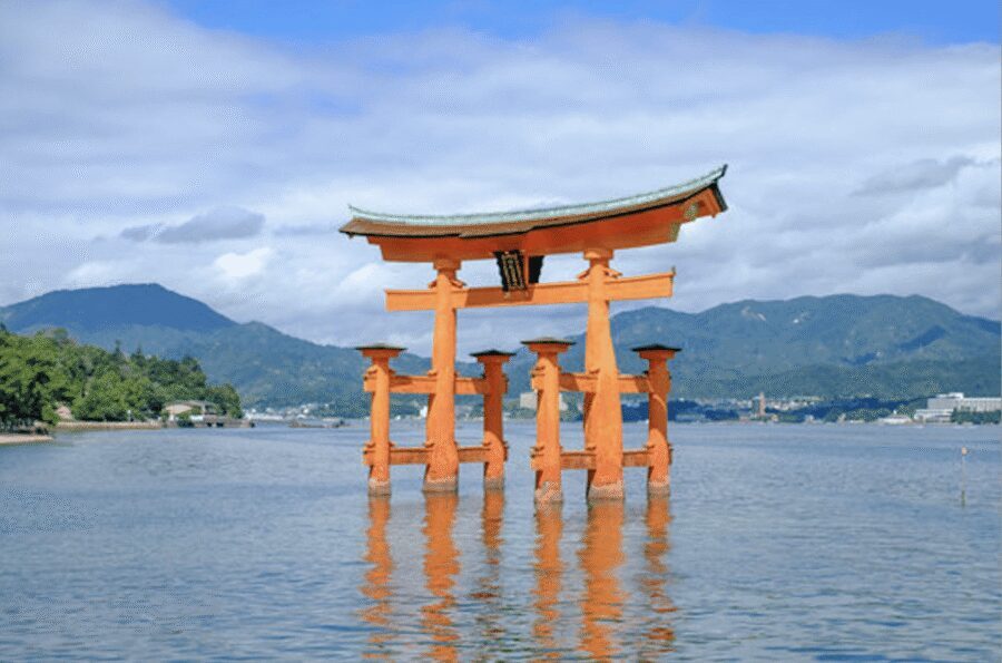 Hiroshima/Miyajima Private Custom Tour with Local Guide - Shukkeien Garden and Hiroshima downtown: the reset you didn’t know you needed