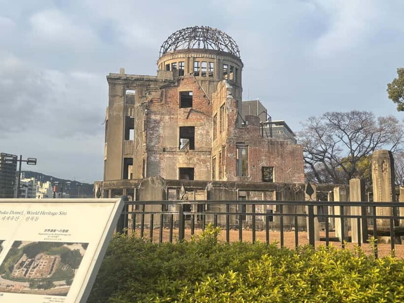 Hiroshima: Peace Memorial Park and Atomic Bomb Dome Tour - Hiroshima Peace Memorial Park: where context turns grief into meaning