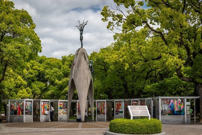 Hiroshima Peace Memorial Park & Hiroshima Castle: A Scenic Walk - Stop 1: Hiroshima Peace Memorial Museum (included, about 1 hour)