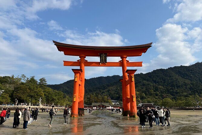 Hiroshima Private Guided Tour from Osaka or Kyoto - Hiroshima Station to the Dome: starting with context, not just sightseeing