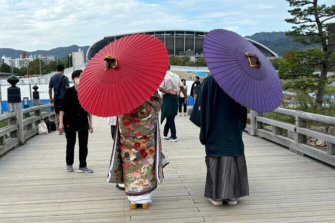 Hiroshima’s Heart: A 4-Hour Private Storytelling Walk - Hiroshima Castle Grounds: Seeing the Pre-1945 City Logic