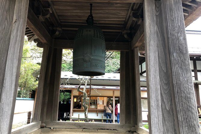 Historic Kamakura: Temples, Shrines and Street Food Private Walking Tour - Hokoku-ji (the bamboo temple) and green tea in a peaceful grove