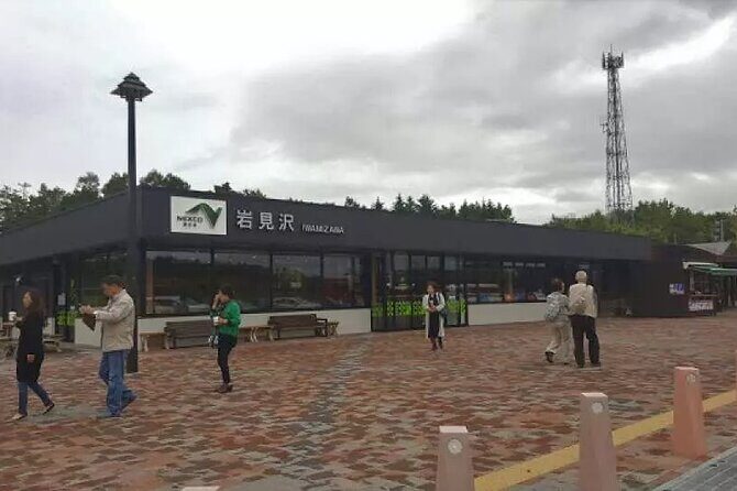 Hokkaido Day Tour from Sapporo: Asahiyama Zoo, Blue Pond Japan - Asahiyama Zoo: penguins, seals, polar bears, and better enclosures