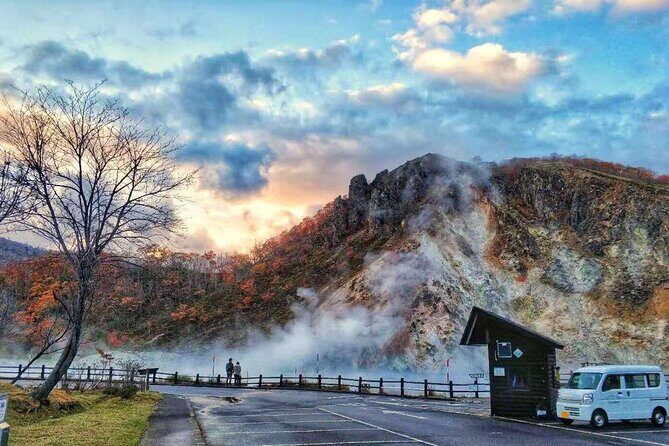 Hokkaido: Lake Toya, Bear Ranch and Sapporo Otaru Full Day Tour - What to bring for a smoother Hokkaido day