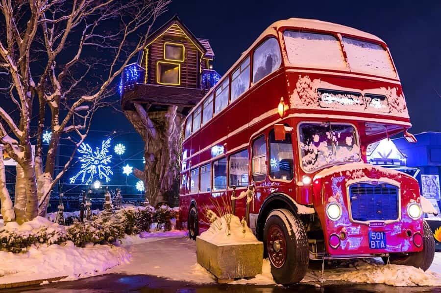 Hokkaido, Sappro, Otaru & Cape Kamui One-day Tour - Shiroi Koibito Park: the sweet ending that also changes with the season