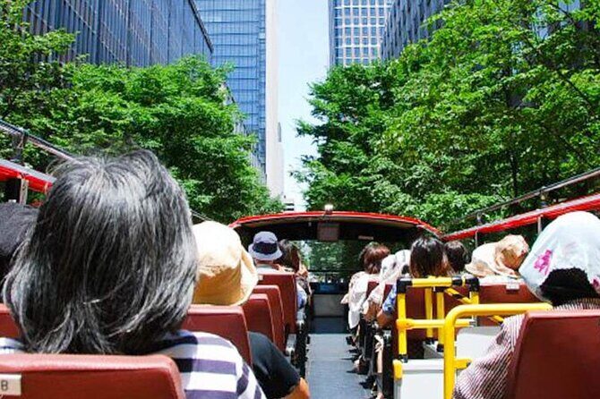 Hop-On Hop-Off Tokyo Bus by Skyhop Bus - What you actually get: open-top bus, WiFi, and rain gear