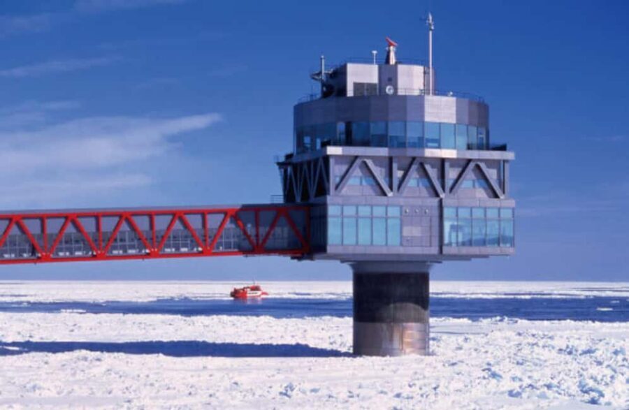 Icebreaker GARINKO GO III Cruise Explore Ice and Snow Tour - Lunch choice is the biggest fork in the road