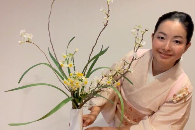 IKEBANA experience - Should You Book Hiromi’s Ikebana Class?