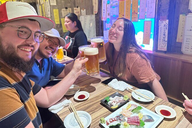 In Fukuoka! Guide to an izakaya only 100% locals know/Bar Hopping - Group size, social energy, and why it matters for bar hopping