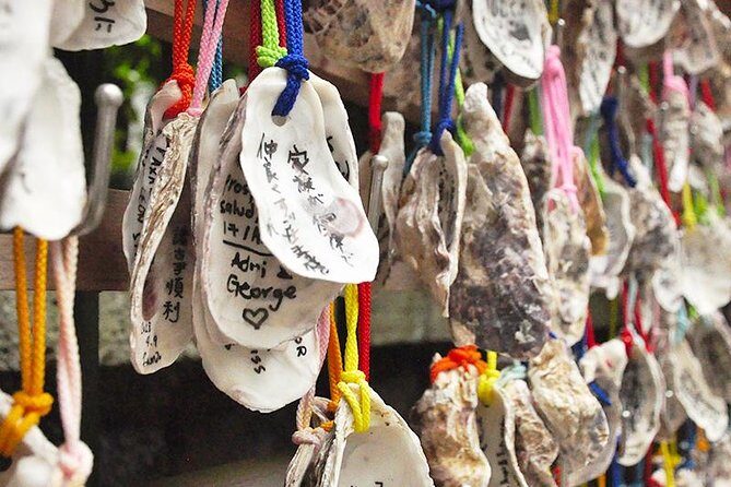 Introducing all the Famous Spots in Kamakura and Enoshima! - Enoshima Shrine and the outdoor escalator: prayer with a view