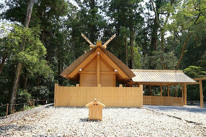 Ise Jingu(Ise Grand Shrine) Half-Day Private Tour with Government-Licensed Guide - Stop 3: Isuzugawa River for purification-and-nature context