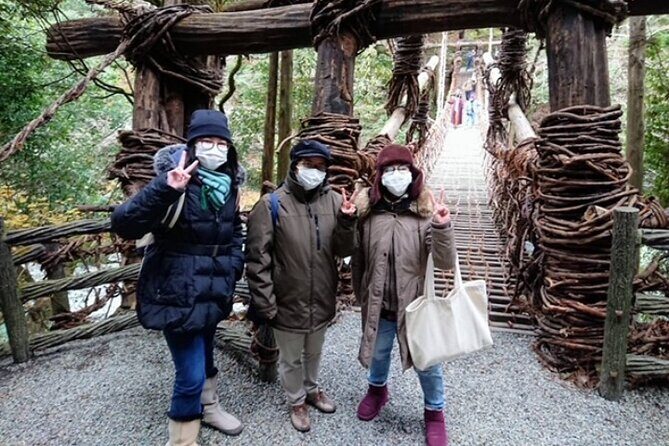Iya Valley All Must-Sees Private Chauffeur Full-day Tour with a Driver - Scarecrow Village in the Sky and Ochiai Village: slower moments in the valley