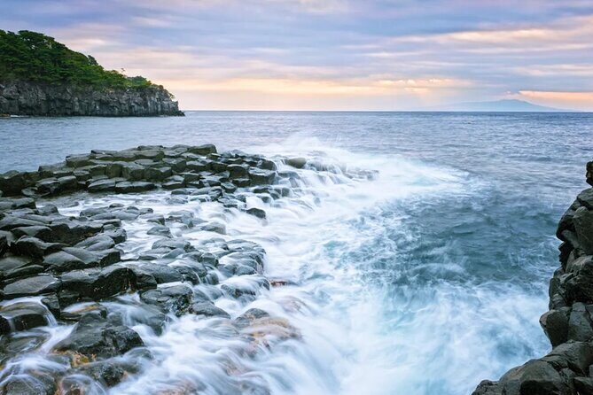 Izu Mount Omuro Day Tour: Atami Beach Line,Ropeway,Jogasaki Coast - Jogasaki Coast: Cliffs, a Suspension Bridge Walk, and Short-But-Satisfying Free Time