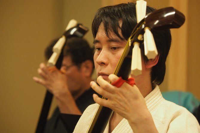 Japanaese tradtional Tsugaru Shamisen music lesson in Tokyo - Timing, group setup, and what the 1-hour format means for you