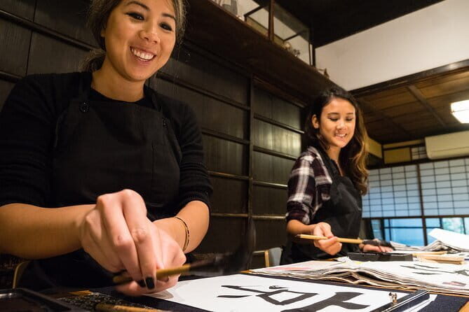 Japanese Calligraphy - Shodo - Lesson (near Kyoto Station) - Small-group teaching: exactly how help shows up in your strokes